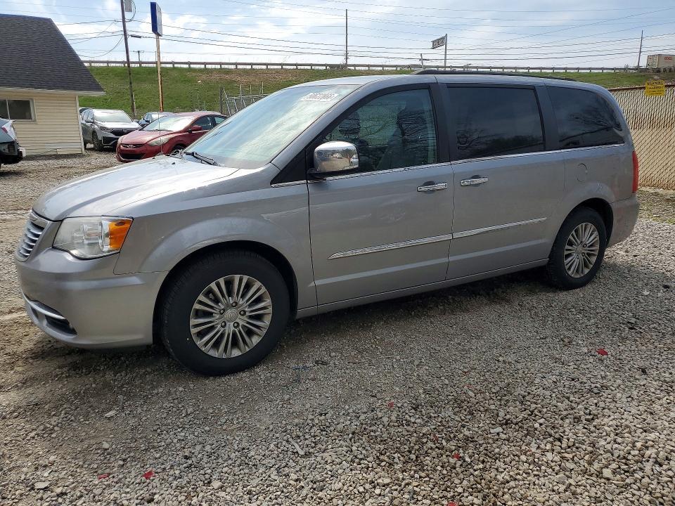 2015 Chrysler Town & Country Touring l