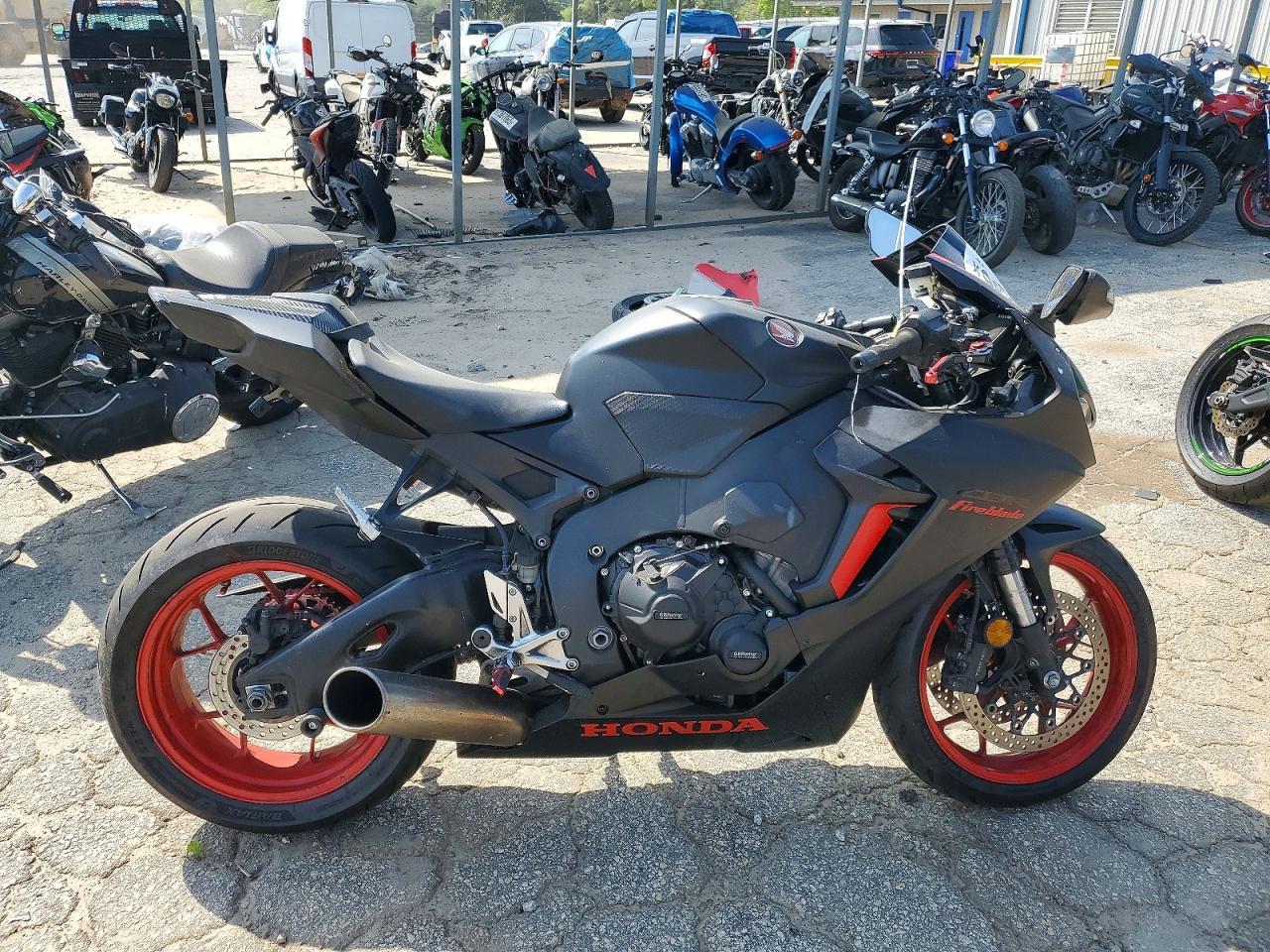 2021 Honda CBR1000 RA