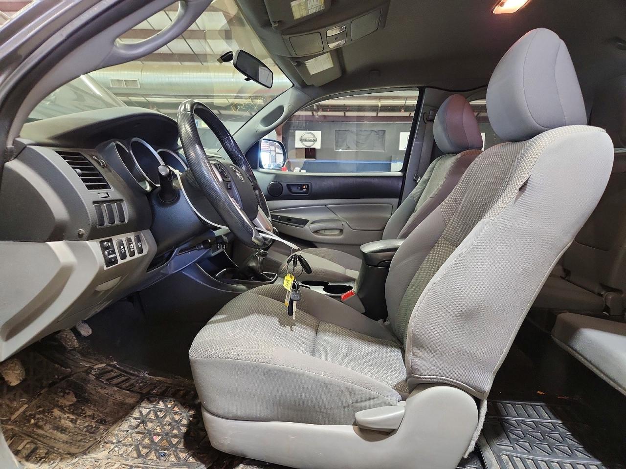 2014 Toyota Tacoma Base