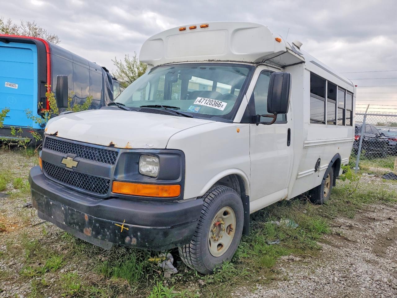2012 Chev Rolet Express Shuttle Bus
