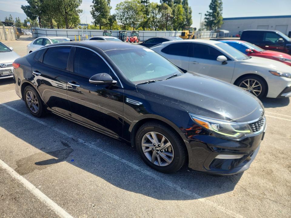 2020 KIA Optima lx