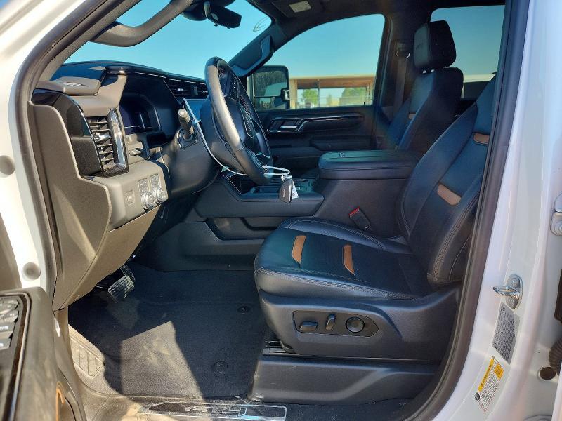 2024 GMC Sierra K2500 AT4