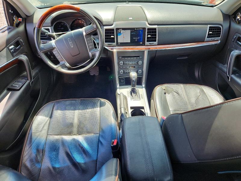 2011 Lincoln Townhouse MKZ