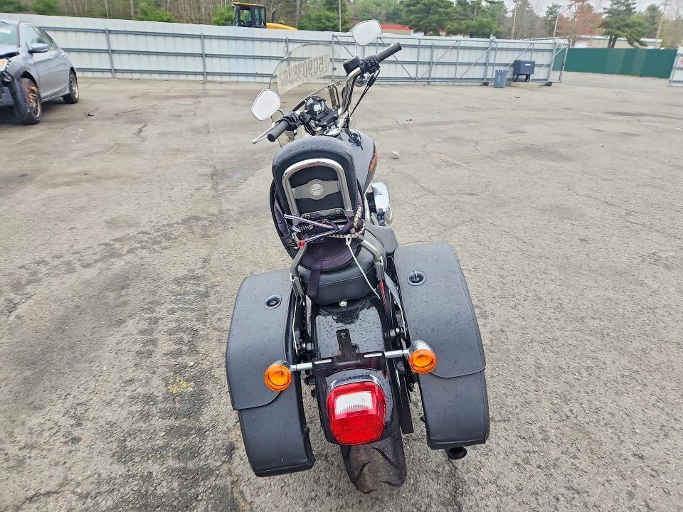 2014 Harley-Davidson XL883 Superlow