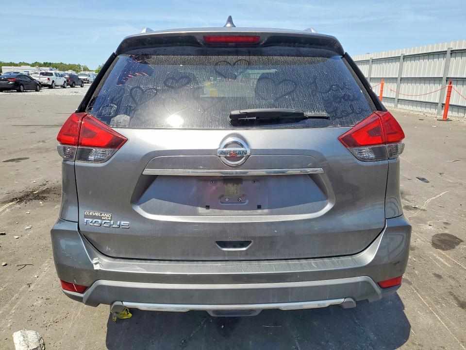 2017 Nissan Rogue s