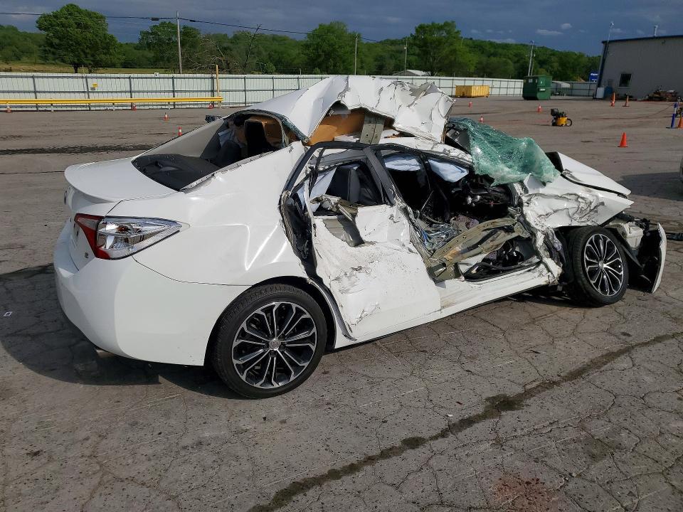 2015 Toyota Corolla s Plus