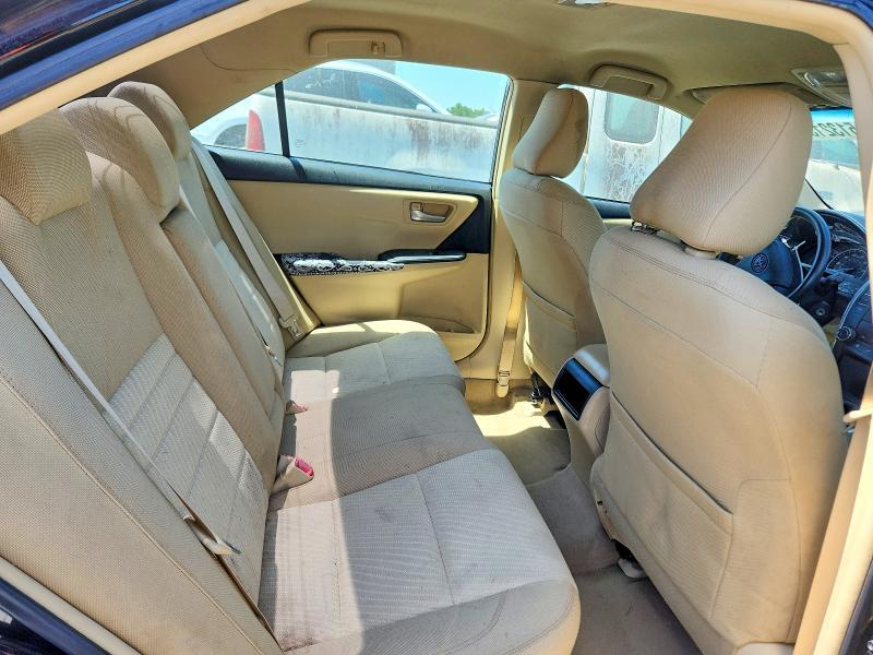 2015 Toyota Camry le