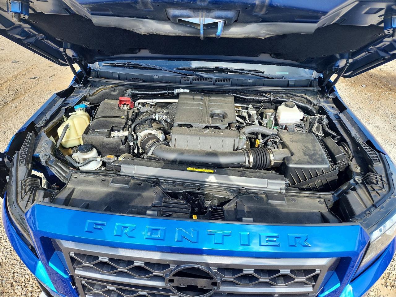 2024 Nissan Frontier SV