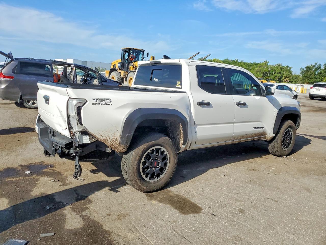 2024 Toyota Tacoma TRD OFF-Road