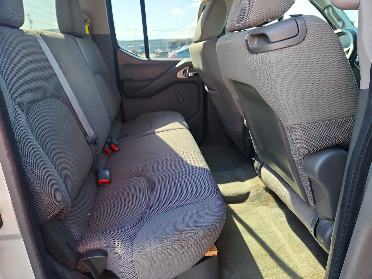 2013 Nissan Frontier S