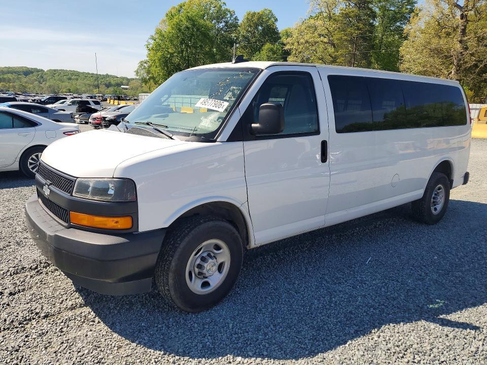 2023 Chevrolet Express G3500 LS