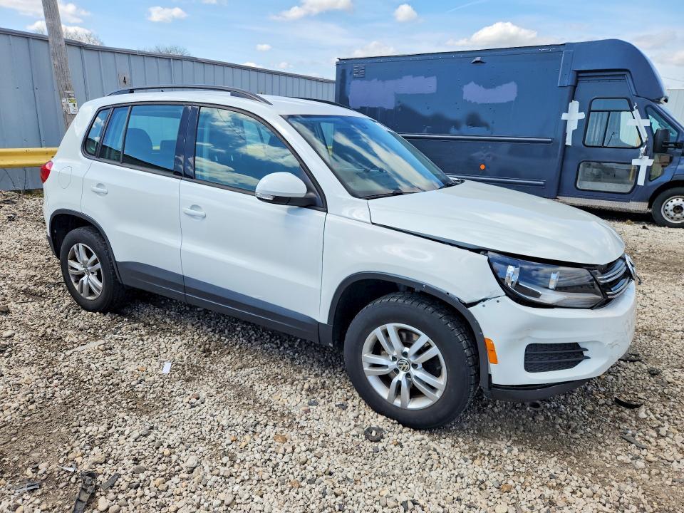 2016 Volkswagen Tiguan s