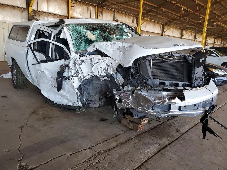 2018 Dodge RAM 1500 SLT