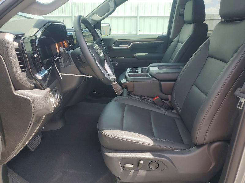 2026 GMC Sierra K1500 SLT