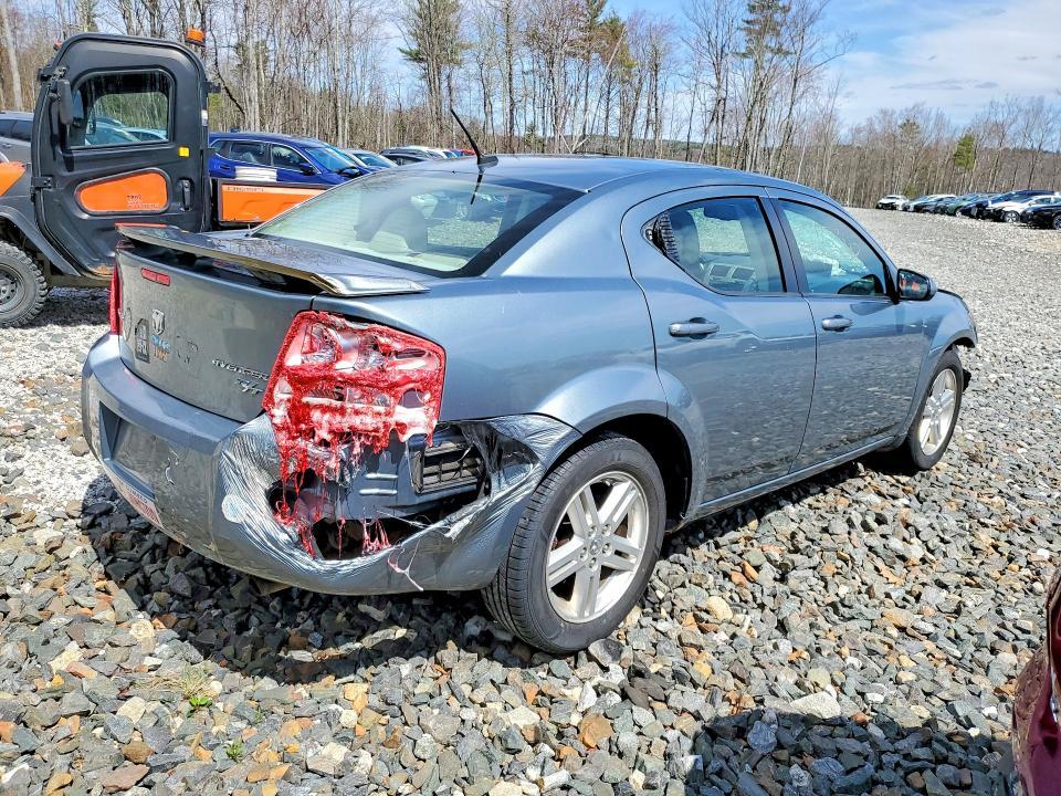 2010 Dodge Avenger r
