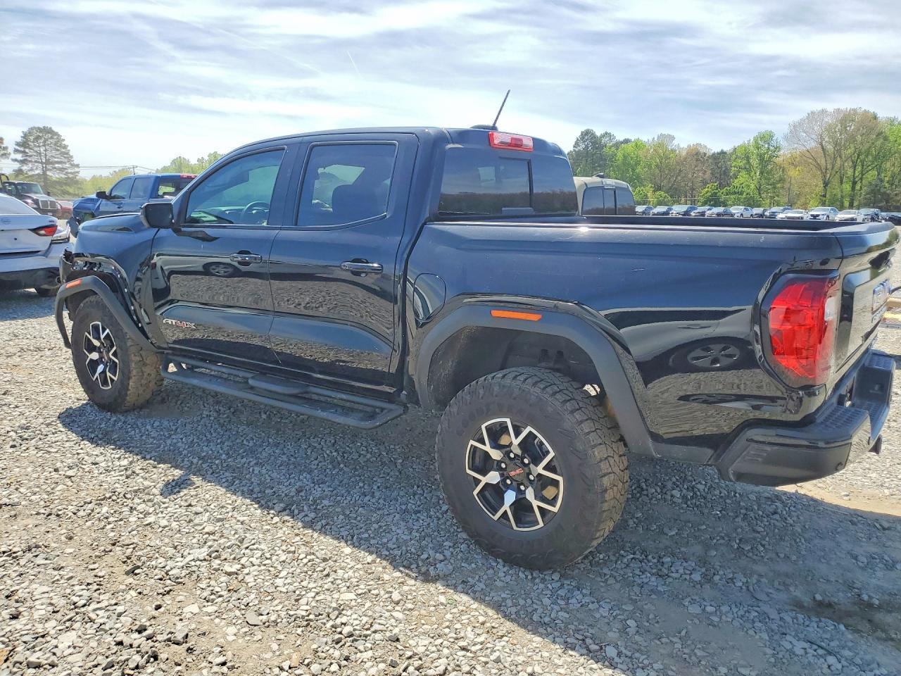 2025 GMC Canyon AT4