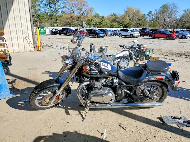 2010 Triumph America