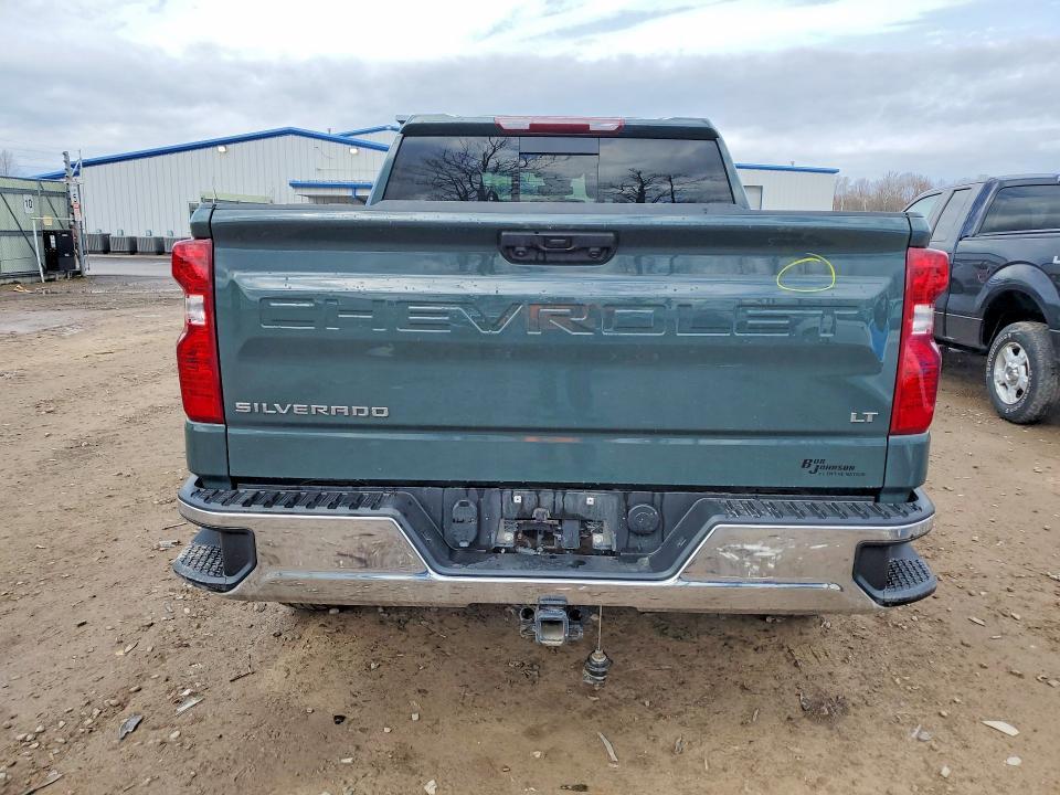 2025 Chevrolet Silverado K1500 LT