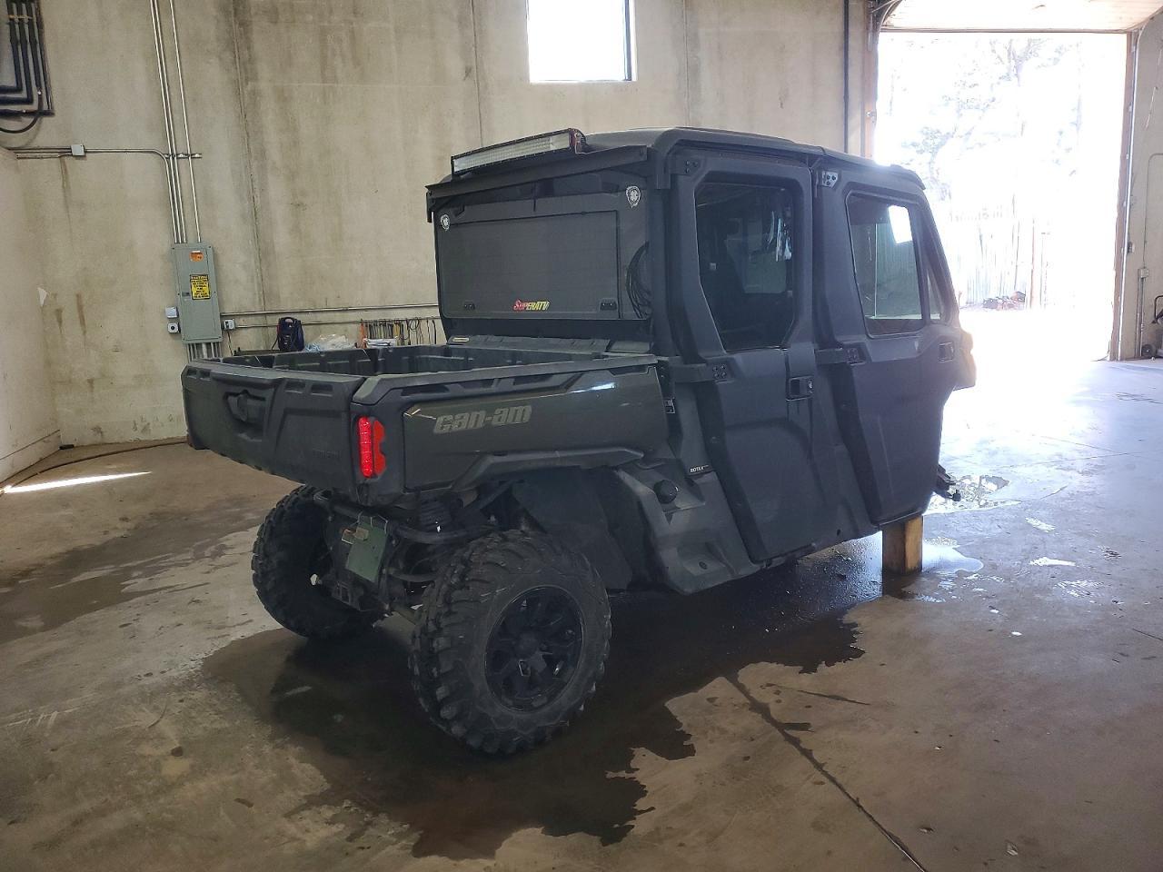 2021 Can-Am Defender XT HD10 Utility Vehicle