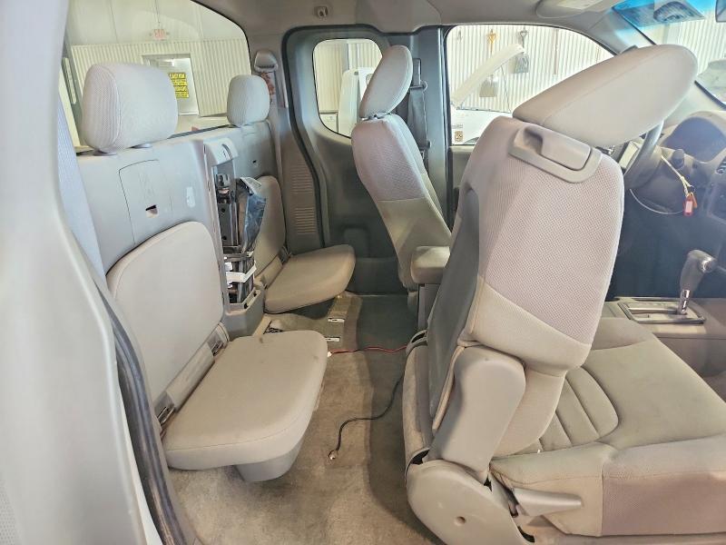 2013 Nissan Frontier S