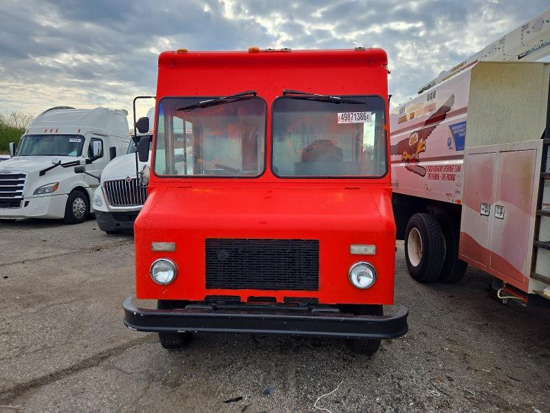 2004 Ford E350 Delivery Truck