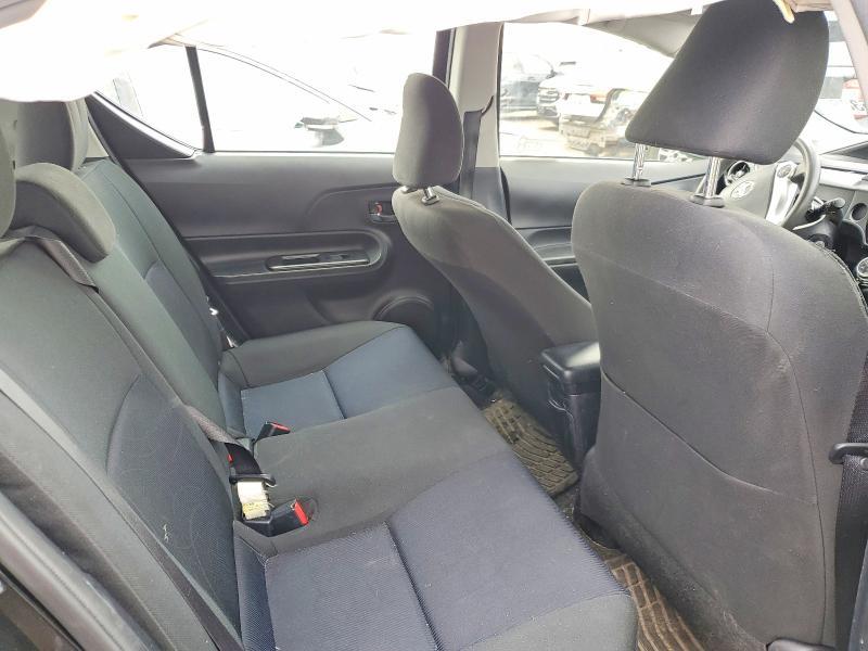 2016 Toyota Prius c two