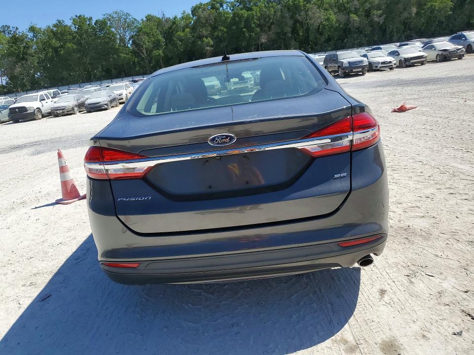 2017 Ford Fusion se