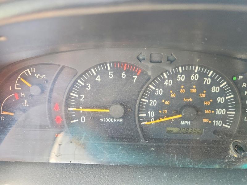 2002 Toyota Tundra SR5 V8