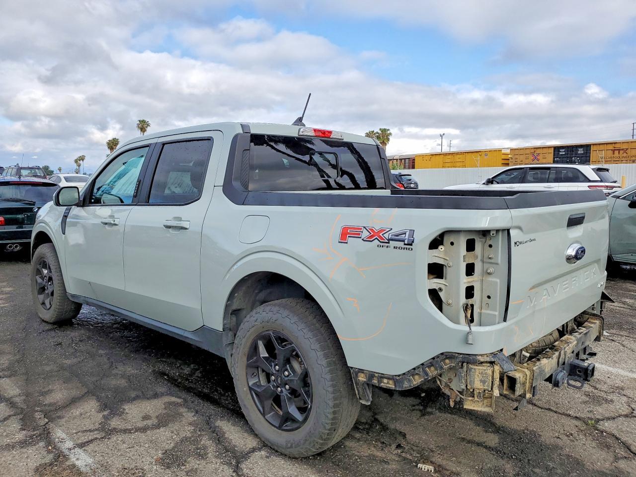 2022 Ford Maverick XL