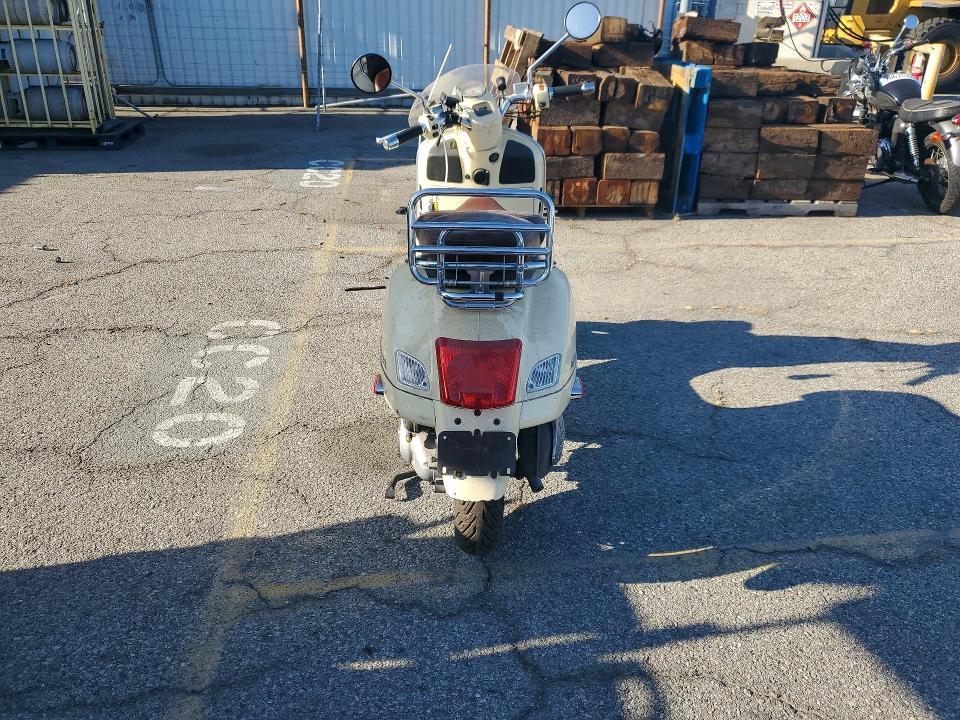 2010 Vespa GTS 300 Super