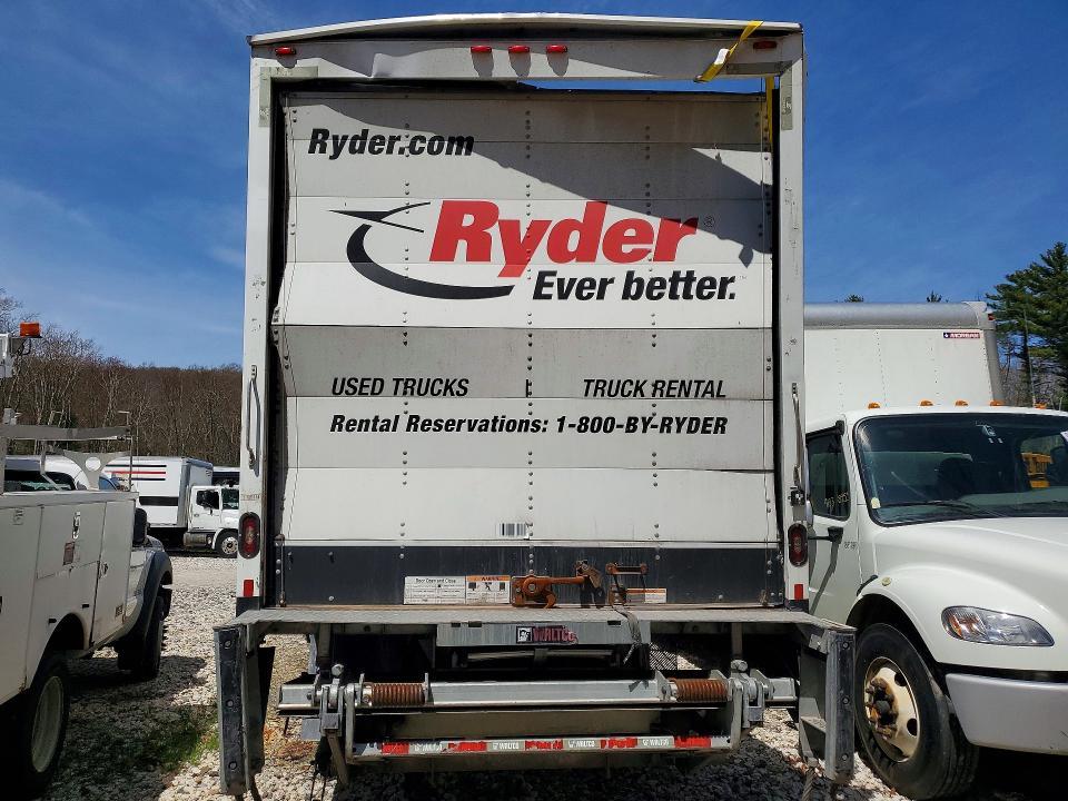 2020 International MV607 BOX Truck
