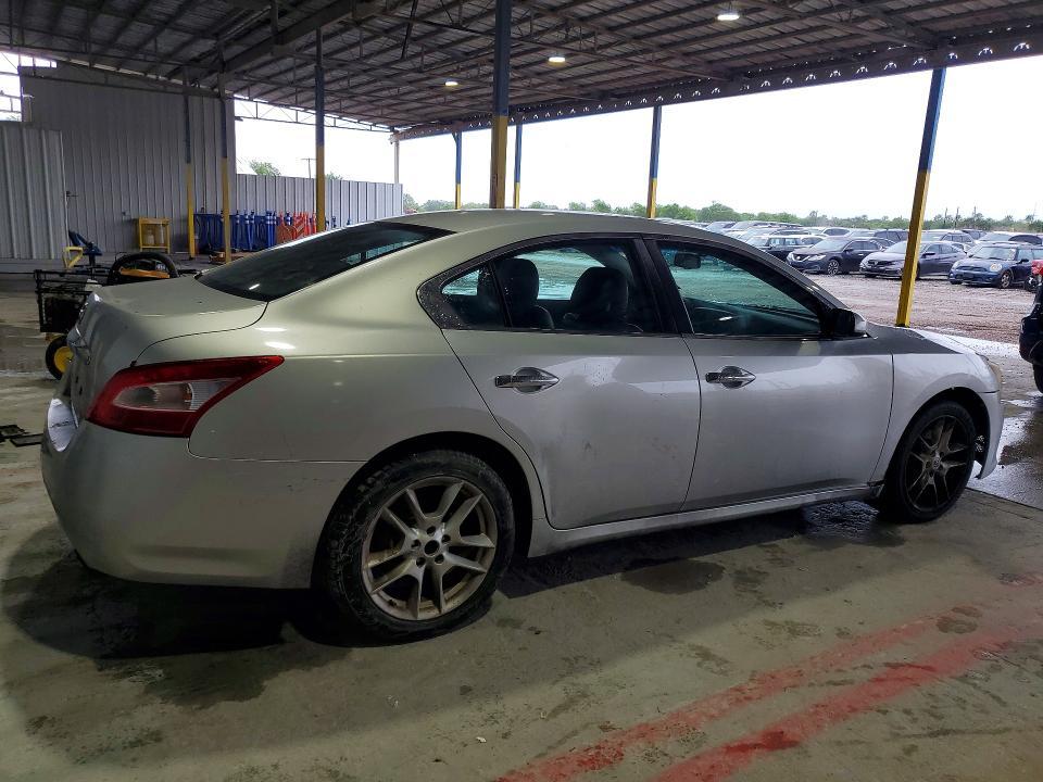 2010 Nissan Maxima 3.5 s