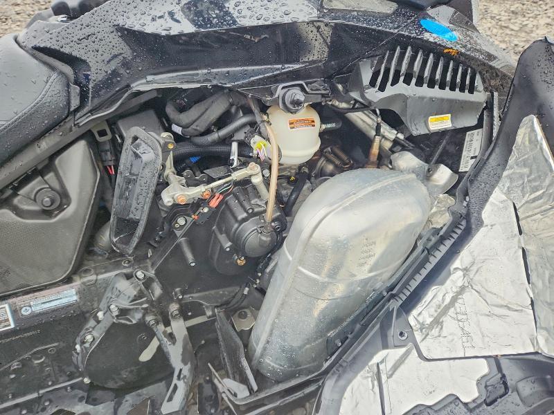 2021 Skidoo Snowmobile