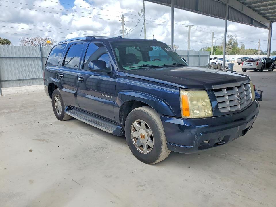 2004 Cadillac Escalade Luxury