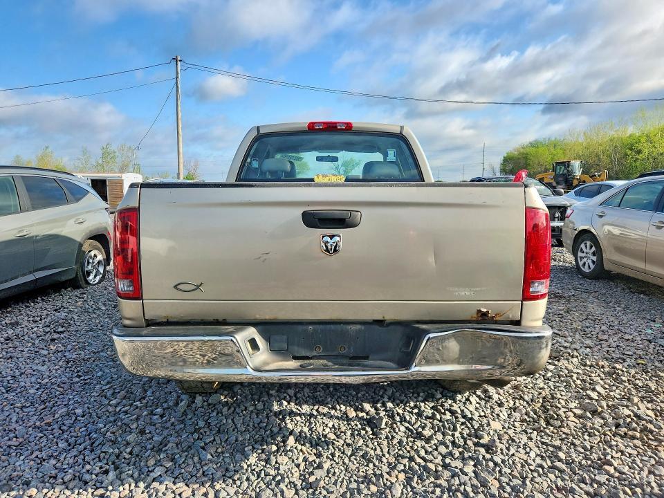 2005 Dodge RAM 1500 ST