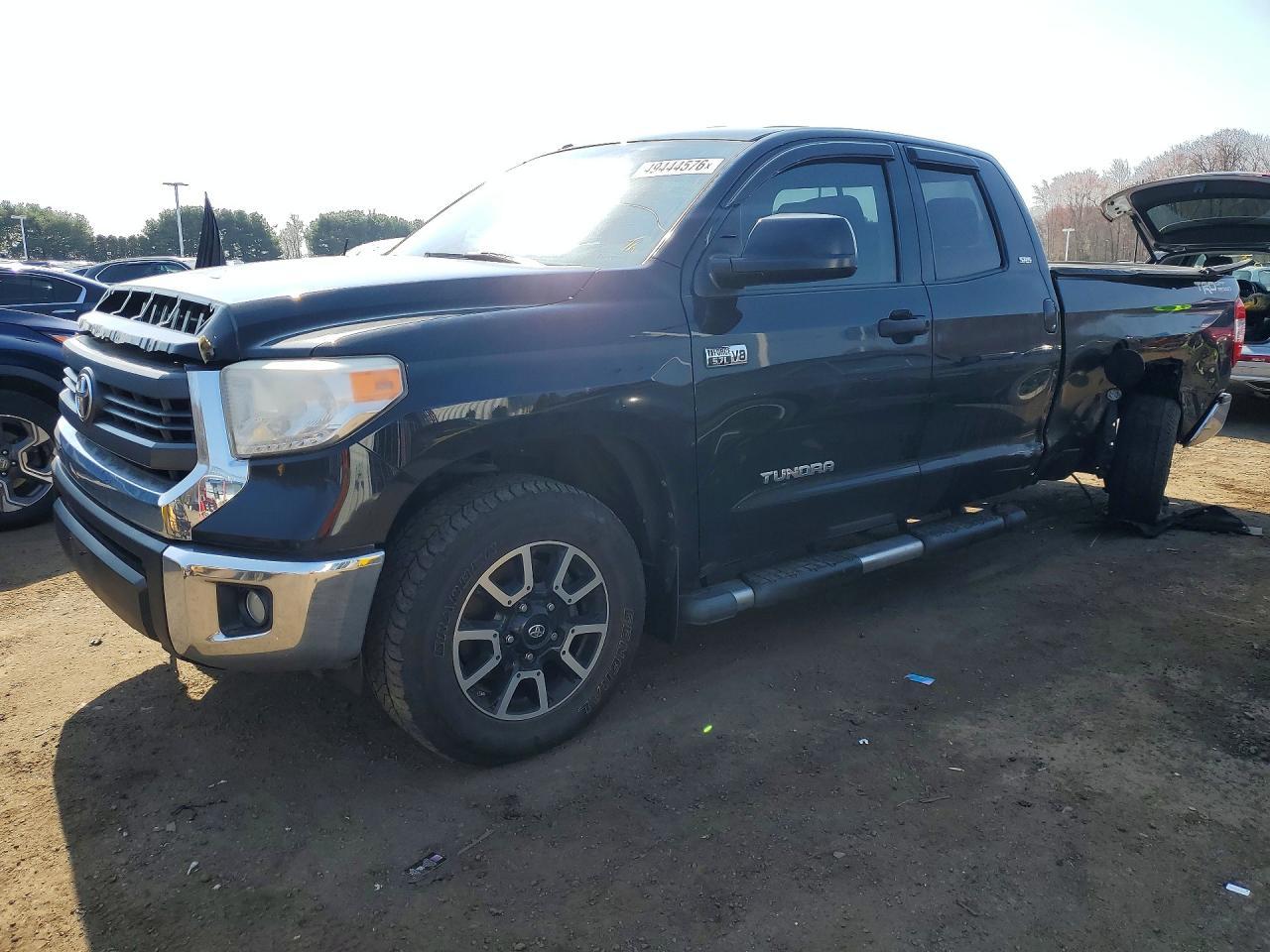2015 Toyota Tundra SR5