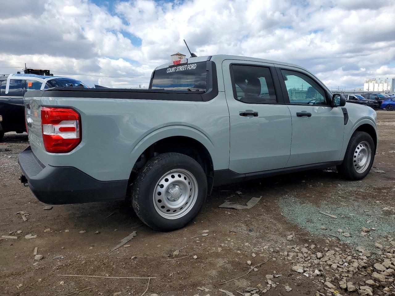 2024 Ford Maverick XL