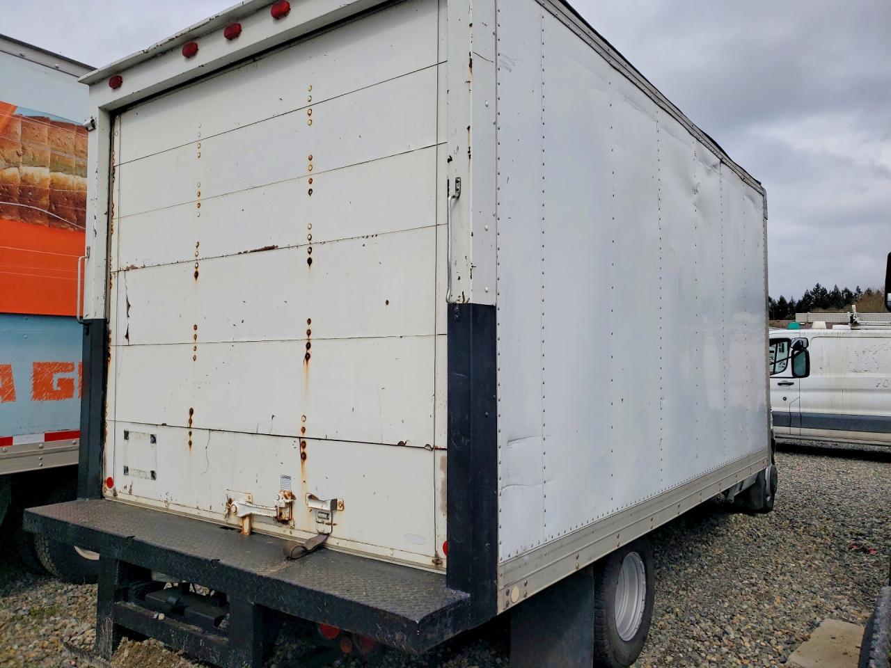 2005 Freigliner 2005 Freightliner Sprinter BOX Truck