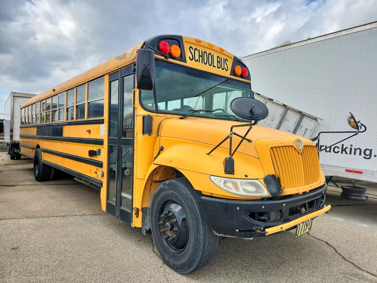 2011 Ic Corporation CE Series School-School Bus