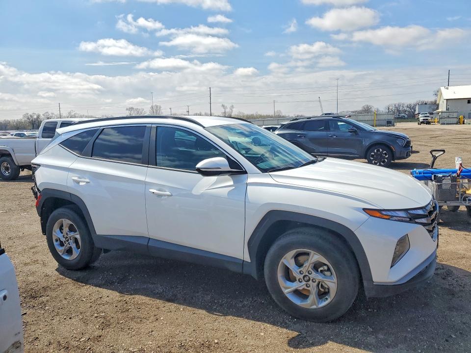 2022 Hyundai Tucson sel