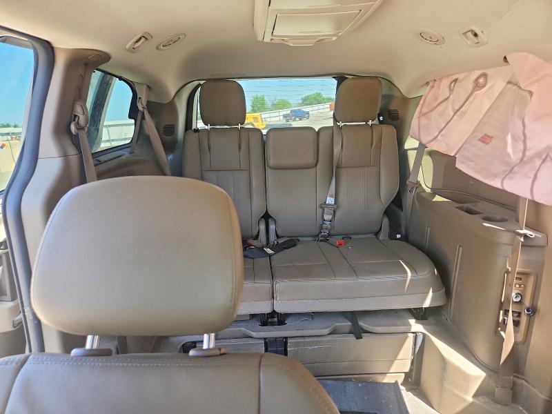 2015 Chrysler Town & Country Touring