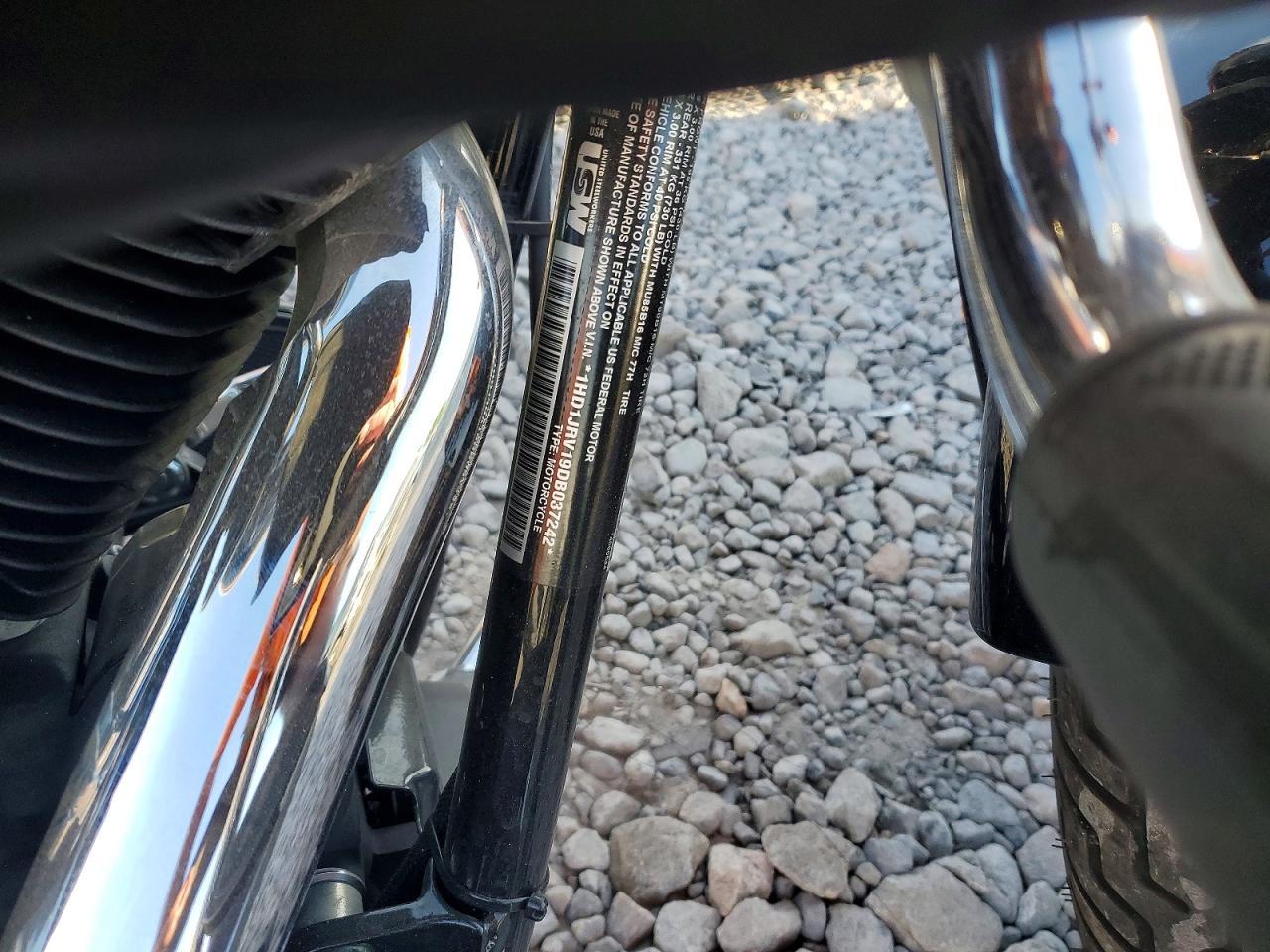 2013 Harley-Davidson FLS Softail Slim