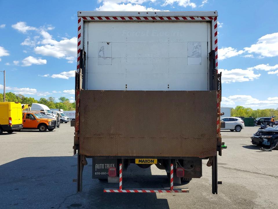 2012 Ford F650 Super Duty BOX Truck