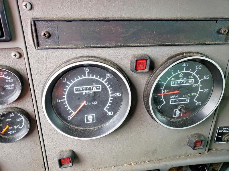 2009 Kenworth Constructi-BOX Truck