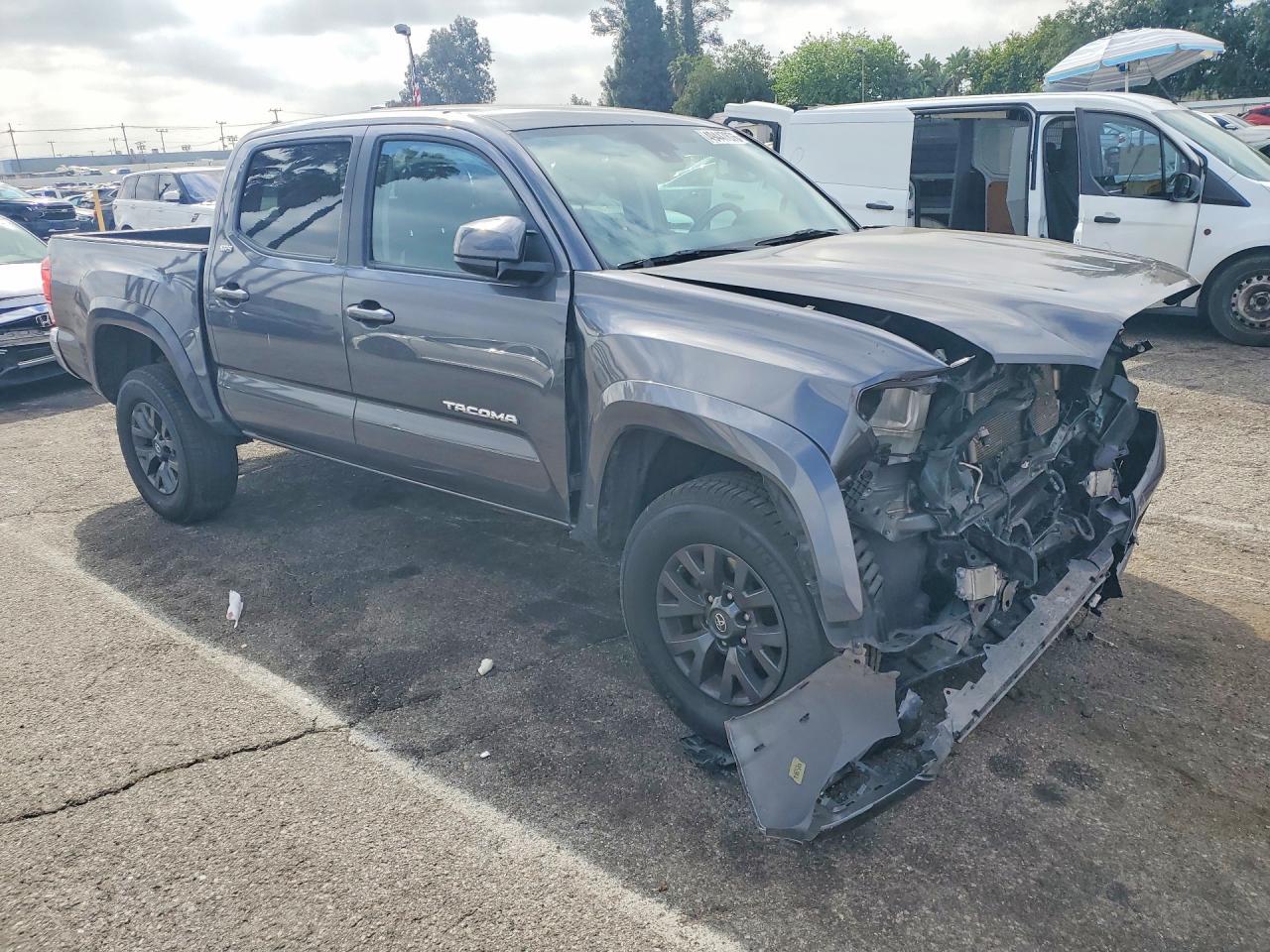2020 Toyota Tacoma SR5 V6