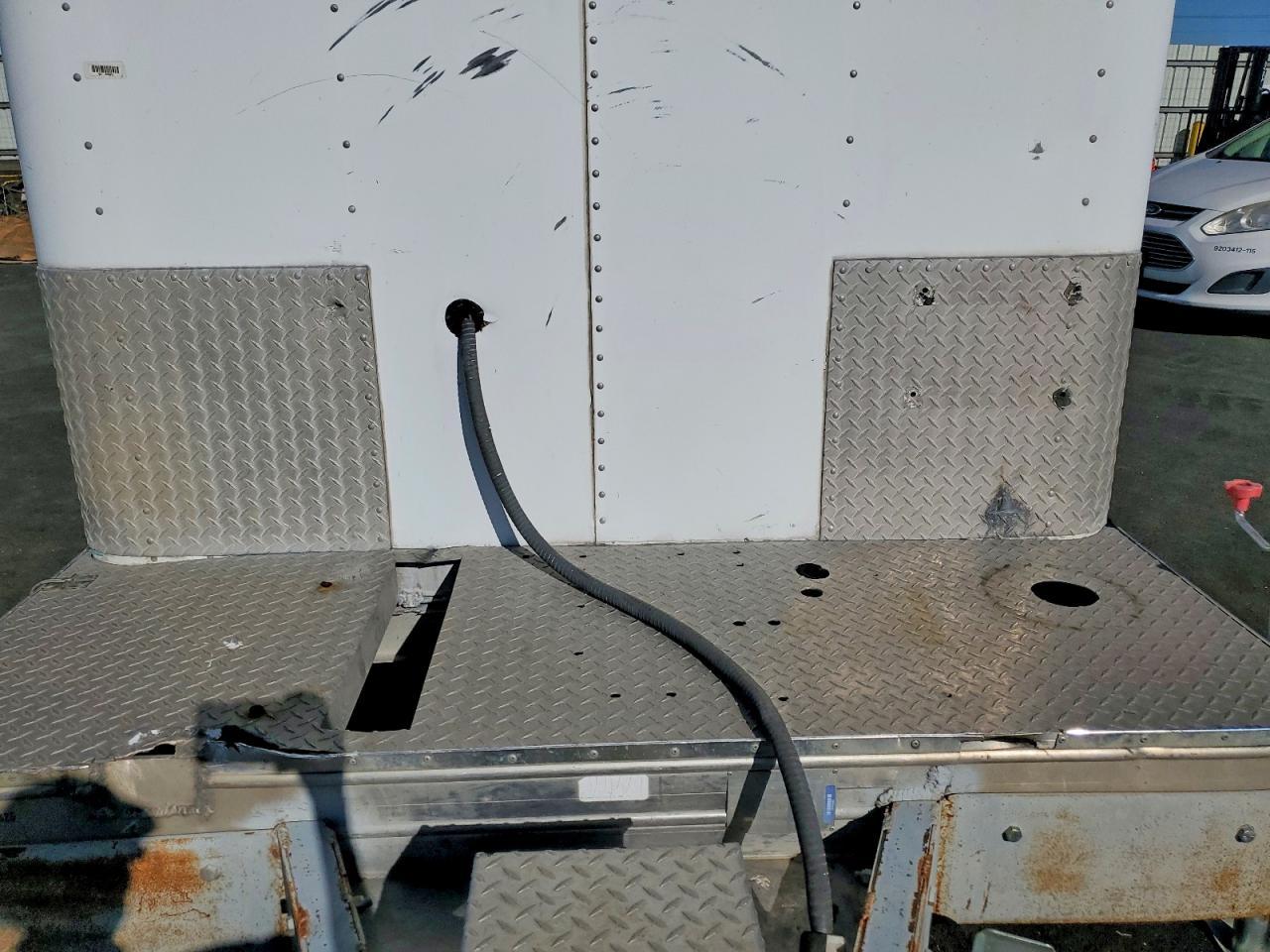 2000 Unknown 2000 Featherlite  Fiber Optic Splicing Trailer