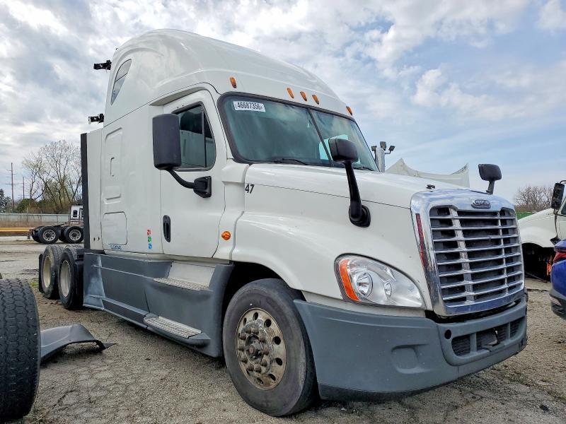 2016 Freightliner Cascadia 125 Semi Truck