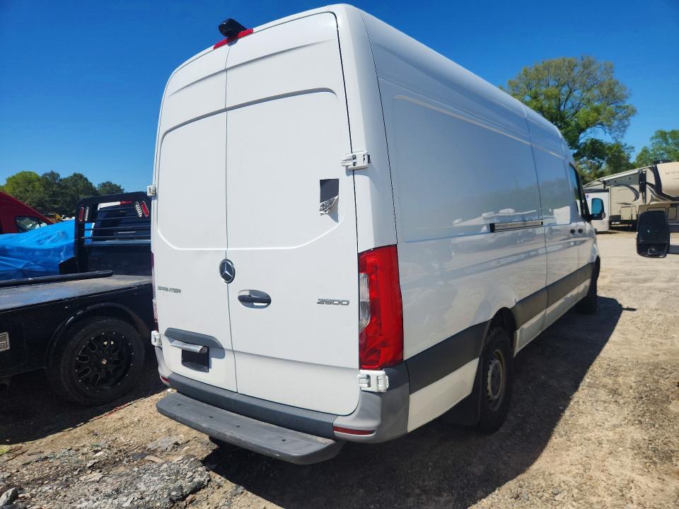 2022 Mercedes-Benz Sprinter 2500 Delivery van