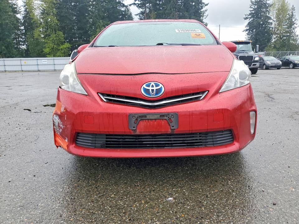 2013 Toyota Prius v two
