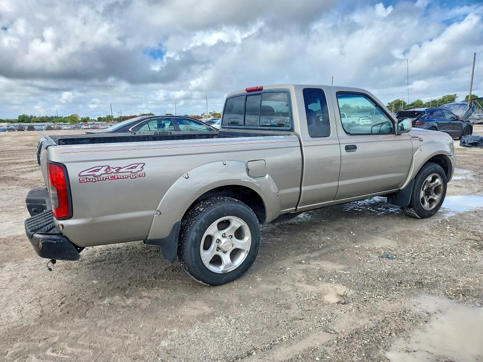 2001 Nissan Frontier sc